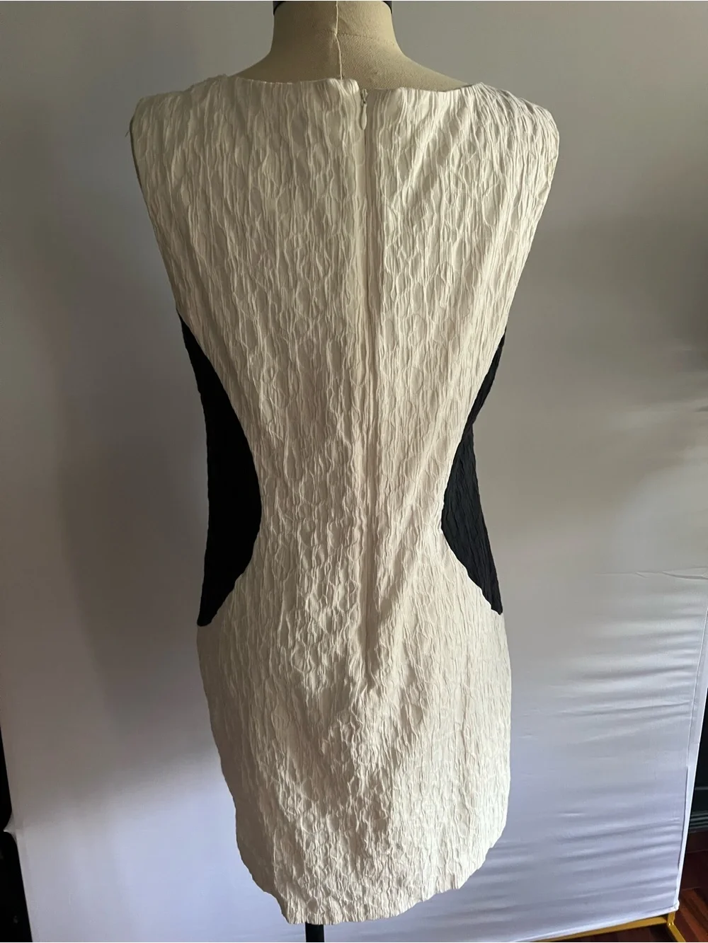 Michael Kors sleeveless michael